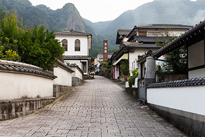 伊万里焼・鍋島焼窯元 小笠原藤右衛門窯